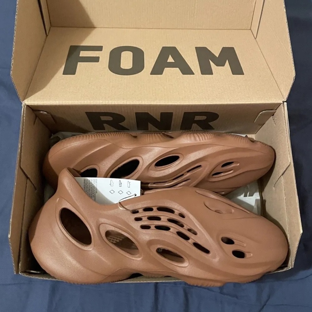 Adidas Yeezy foam Runner